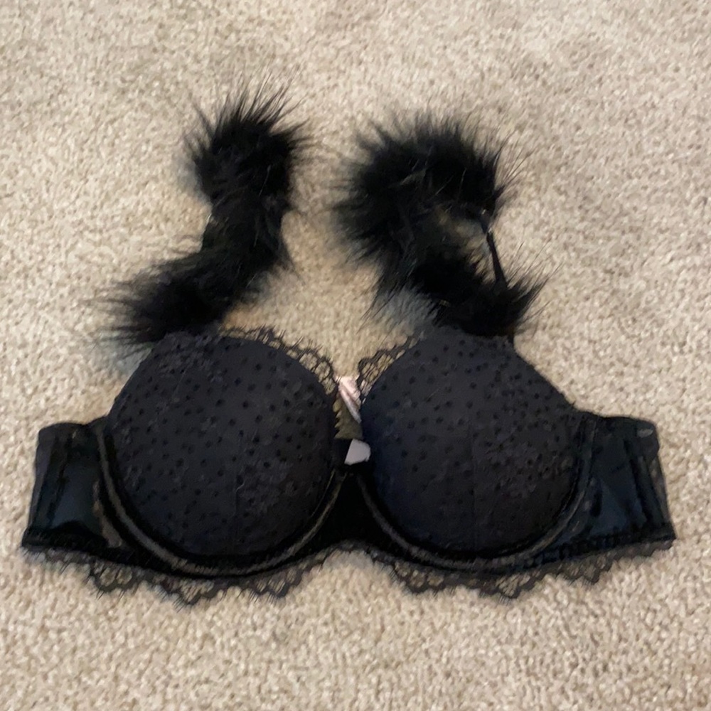 VS FUR STRAP BRA NWOT